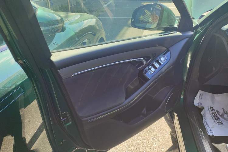 Used VOYAH FREE 2025 318 318 km Rear-Drive Touring Edition Interior 4