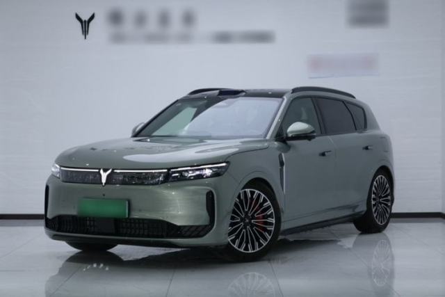 Używany VOYAH FREE 2025 Model FREE+ Four-Wheel-Drive Qiankun Edition