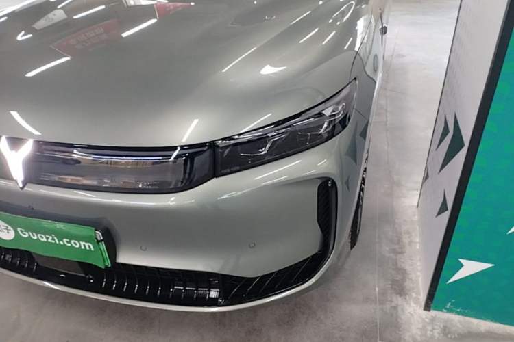 Used VOYAH FREE 2025 Model FREE+ Four-Wheel-Drive Qiankun Edition Left Front Headlight