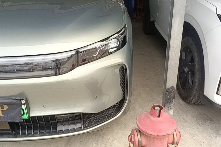 Used VOYAH FREE 2025 Model FREE+ Rear-Drive Qiankun Edition Left Front Headlight