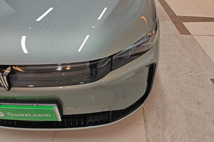 Used VOYAH FREE 2025 Model FREE+ Four-Wheel-Drive Qiankun Edition Left Front Headlight