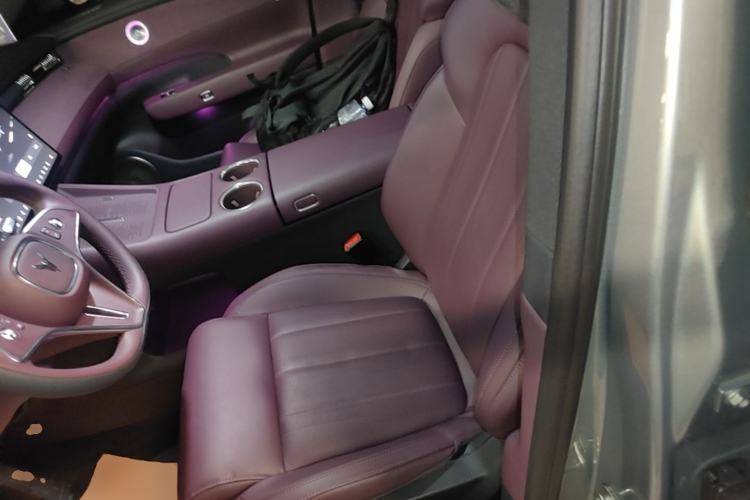 Used VOYAH FREE 2025 Model FREE+ Rear-Drive Qiankun Edition Left Front Seat