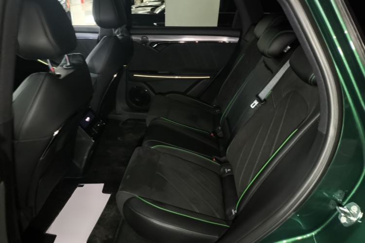 Used VOYAH FREE 2025 318 318 km Rear-Drive Touring Edition Left Rear Seat