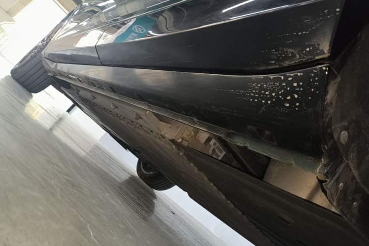Used VOYAH FREE 2025 318 318 km Rear-Drive Touring Edition Left Side Sill