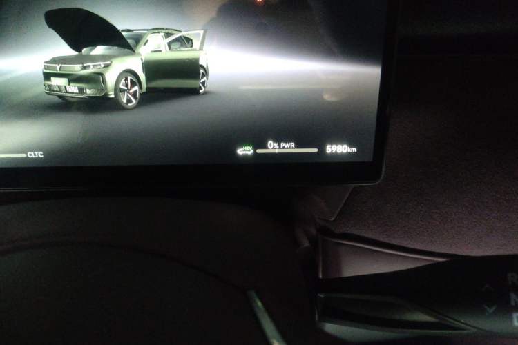 Used VOYAH FREE 2025 Model FREE+ Rear-Drive Qiankun Edition Odometer Close Up