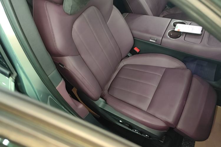 Used VOYAH FREE 2025 Model FREE+ Four-Wheel-Drive Qiankun Edition Right Front Seat