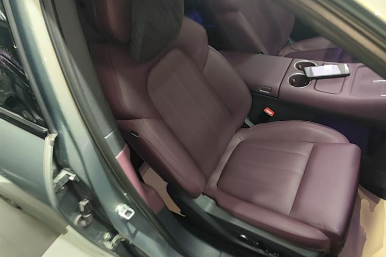 Used VOYAH FREE 2025 Model FREE+ Four-Wheel-Drive Qiankun Edition Right Front Seat
