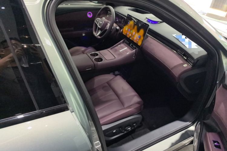 Used VOYAH FREE 2025 Model FREE+ Four-Wheel-Drive Qiankun Edition Right Front Seat