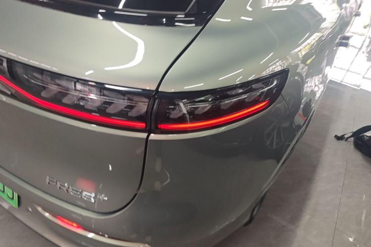 Used VOYAH FREE 2025 Model FREE+ Rear-Drive Qiankun Edition Right Rear Taillight