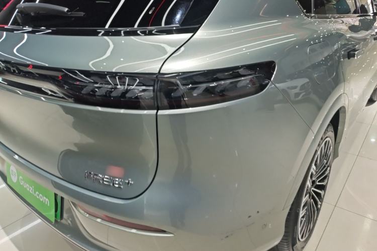 Used VOYAH FREE 2025 Model FREE+ Rear-Drive Qiankun Edition Right Rear Taillight