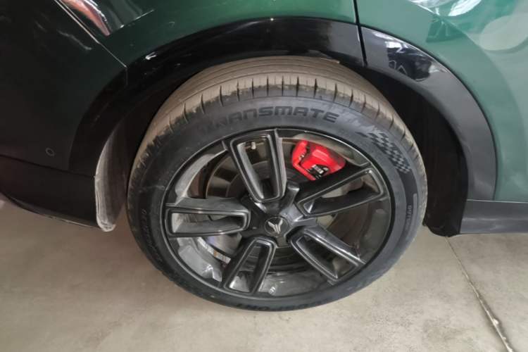 Used VOYAH FREE 2025 318 318 km Rear-Drive Touring Edition Right Rear Wheel Hub