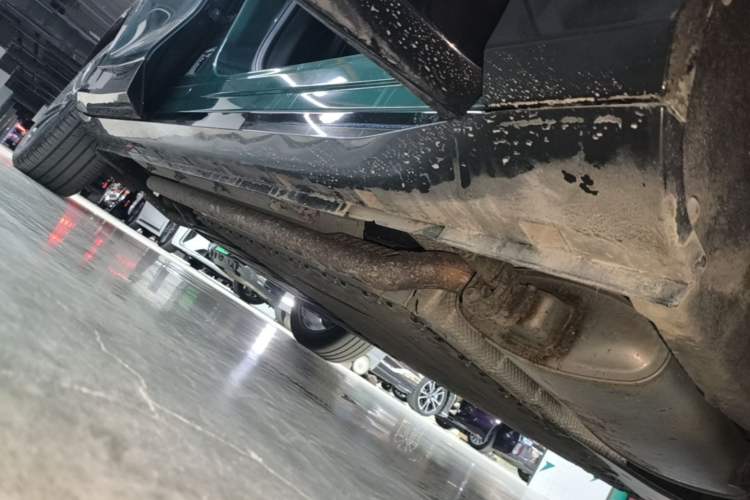 Used VOYAH FREE 2025 318 318 km Rear-Drive Touring Edition Right Side Sill