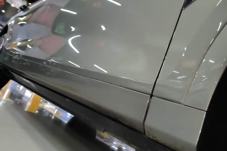 Used VOYAH FREE 2025 Model FREE+ Rear-Drive Qiankun Edition Right Side Sill