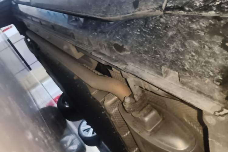 Used VOYAH FREE 2025 318 318 km Rear-Drive Touring Edition Right Side Sill