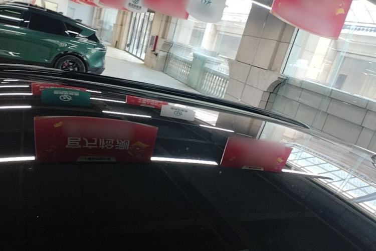 Used VOYAH FREE 2025 Model FREE+ Four-Wheel-Drive Qiankun Edition Roof