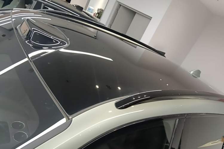 Used VOYAH FREE 2025 Model FREE+ Four-Wheel-Drive Qiankun Edition Roof