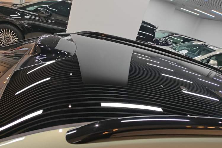 Used VOYAH FREE 2025 Model FREE+ Four-Wheel-Drive Qiankun Edition Roof