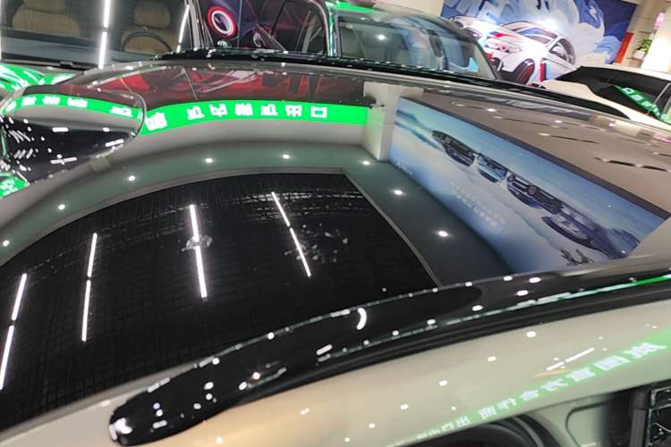Used VOYAH FREE 2025 Model FREE+ Four-Wheel-Drive Qiankun Edition Roof