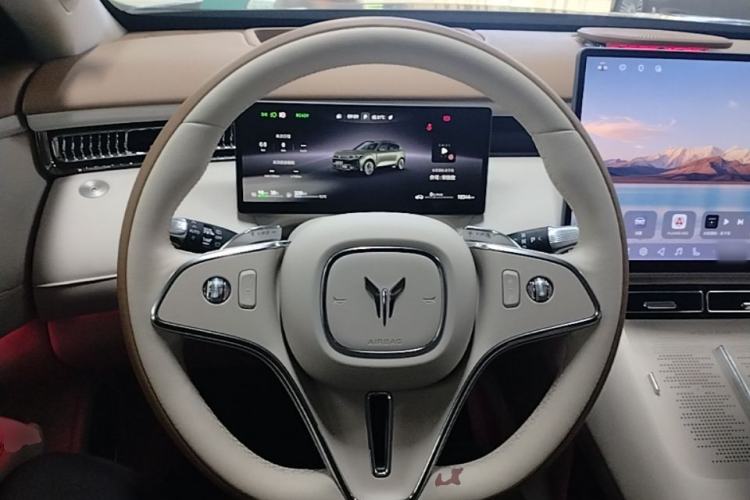 Used VOYAH FREE 2025 Model FREE+ Four-Wheel-Drive Qiankun Edition Steering Wheel