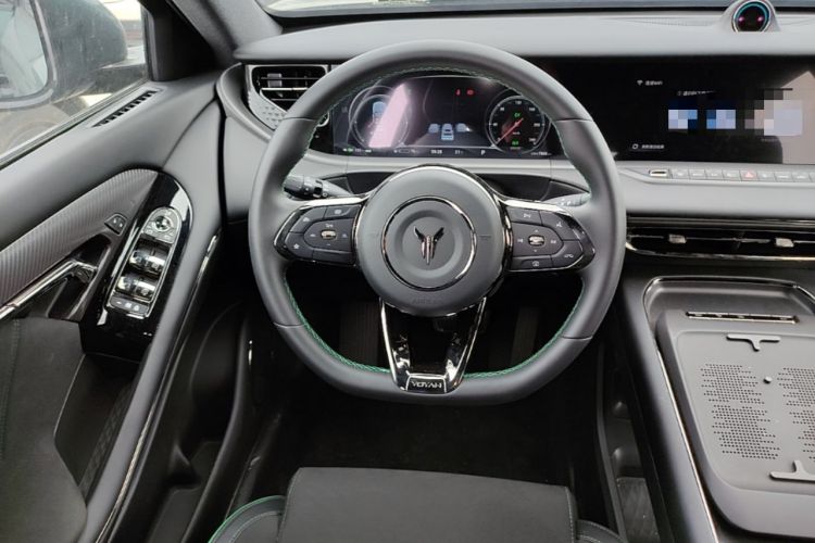 Used VOYAH FREE 2025 318 318 km Rear-Drive Touring Edition Steering Wheel