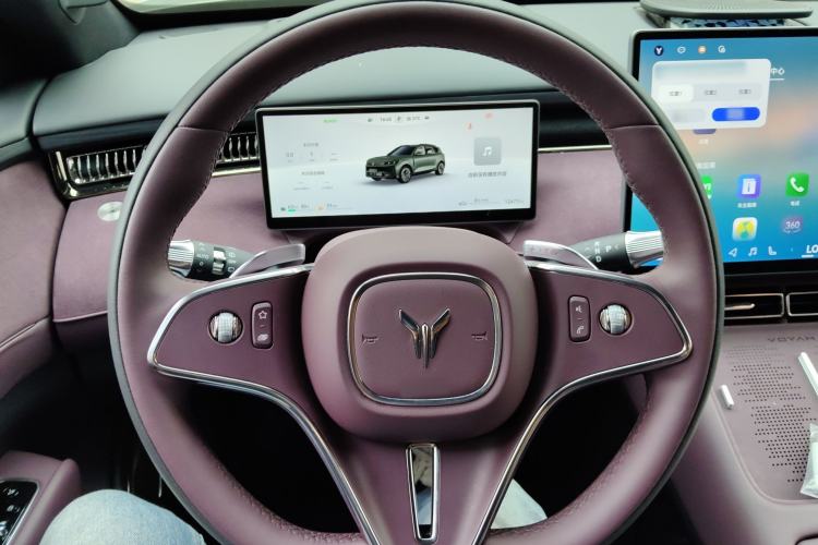 Used VOYAH FREE 2025 Model FREE+ Four-Wheel-Drive Qiankun Edition Steering Wheel