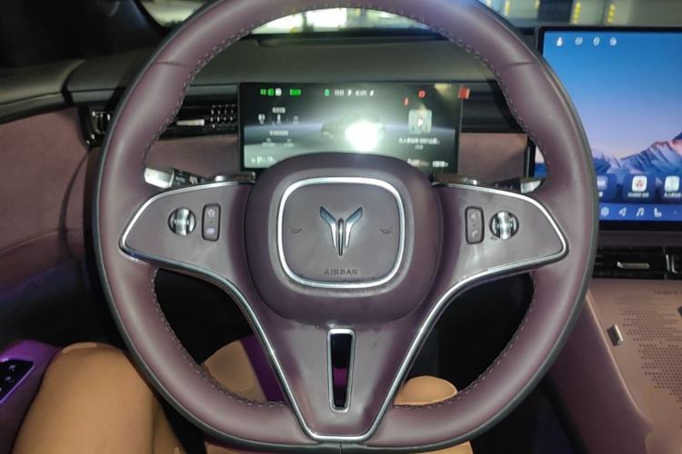 Used VOYAH FREE 2025 Model FREE+ Four-Wheel-Drive Qiankun Edition Steering Wheel