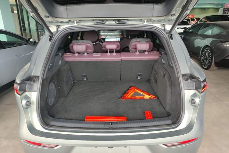 Used VOYAH FREE 2025 Model FREE+ Rear-Drive Qiankun Edition Trunk