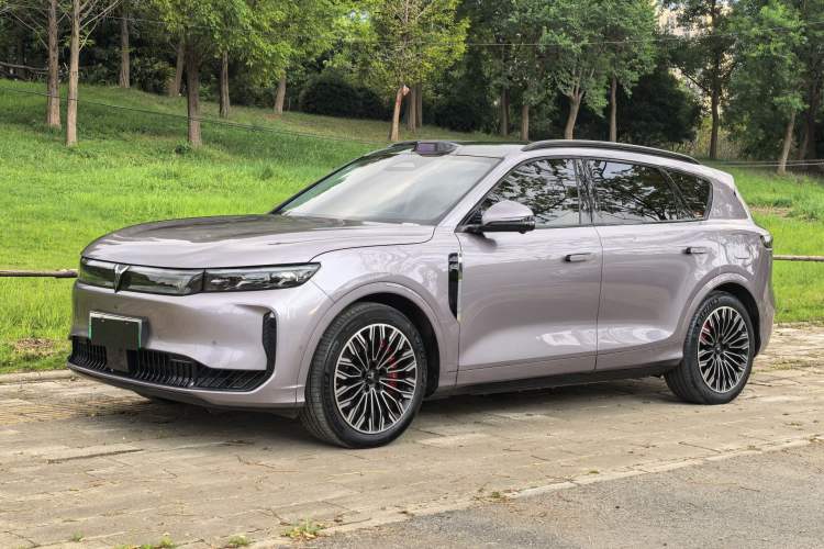 VOYAH FREE 2025 Model FREE+ Four-Wheel-Drive Qiankun Edition