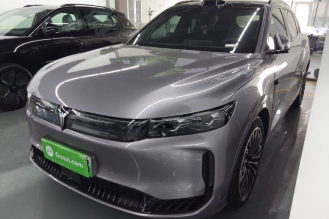 Used VOYAH FREE 2025 Model FREE+ Four-Wheel-Drive Qiankun Edition