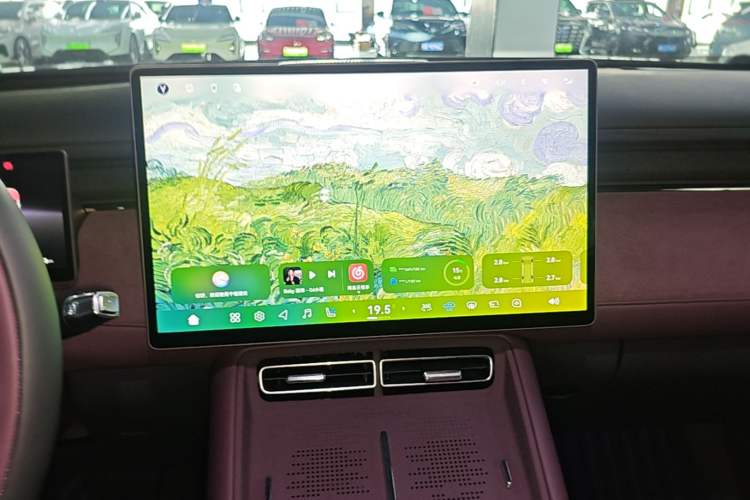 Used VOYAH FREE 2025 Model FREE+ Rear-Drive Qiankun Edition Audio And AC Panel