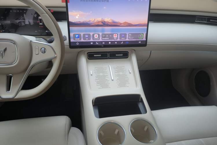 Used VOYAH FREE 2025 Model FREE+ Four-Wheel-Drive Qiankun Edition Audio And AC Panel