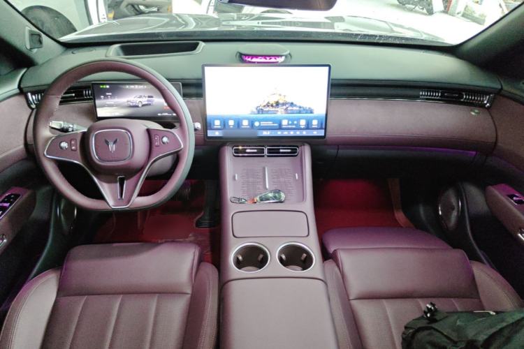 Used VOYAH FREE 2025 Model FREE+ Rear-Drive Qiankun Edition Center Console