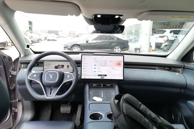 Used VOYAH FREE 2025 Model FREE+ Four-Wheel-Drive Qiankun Edition Center Console