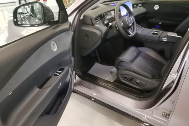 Used VOYAH FREE 2025 Model FREE+ Four-Wheel-Drive Qiankun Edition Driver Seat