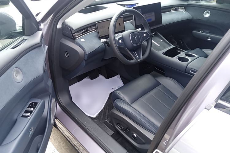 Used VOYAH FREE 2025 Model FREE+ Four-Wheel-Drive Qiankun Edition Driver Seat