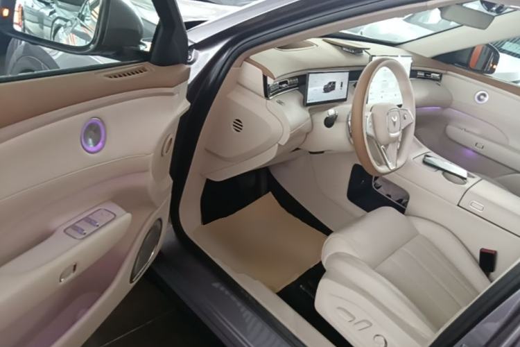 Used VOYAH FREE 2025 Model FREE+ Four-Wheel-Drive Qiankun Edition Driver Seat