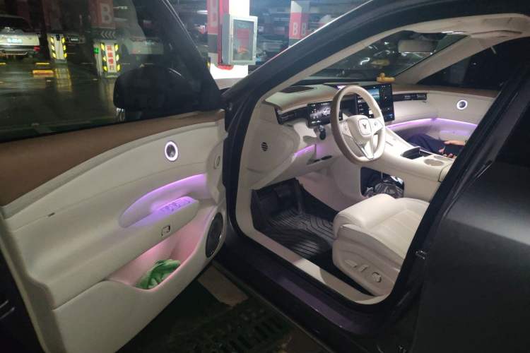 Used VOYAH FREE 2025 Model FREE+ Four-Wheel-Drive Qiankun Edition Driver Seat