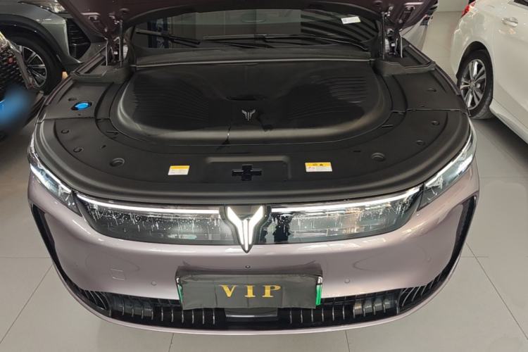 Used VOYAH FREE 2025 Model FREE+ Four-Wheel-Drive Qiankun Edition Engine Bay