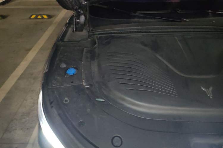 Used VOYAH FREE 2025 Model FREE+ Rear-Drive Qiankun Edition Engine Bay Right