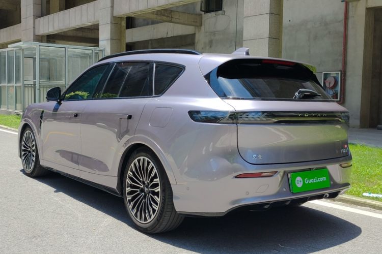 Used VOYAH FREE 2025 Model FREE+ Four-Wheel-Drive Qiankun Edition Exterior 1