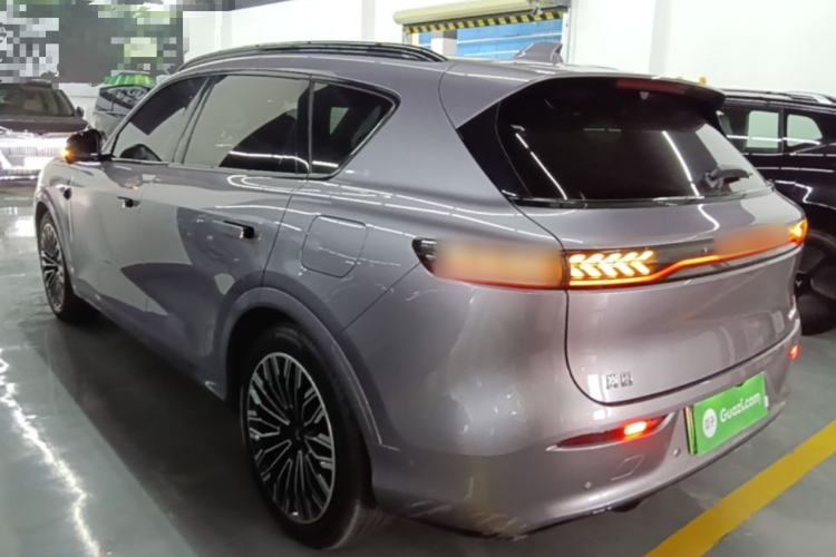 Used VOYAH FREE 2025 Model FREE+ Four-Wheel-Drive Qiankun Edition Exterior 2