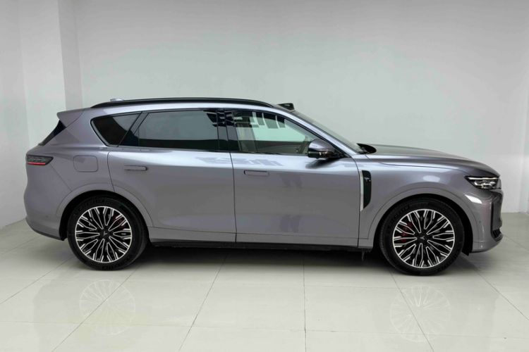 Used VOYAH FREE 2025 Model FREE+ Four-Wheel-Drive Qiankun Edition Exterior 6