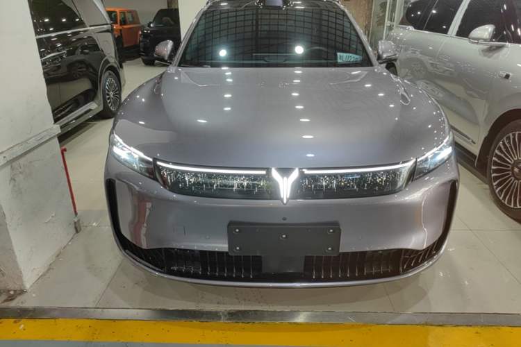 Used VOYAH FREE 2025 Model FREE+ Four-Wheel-Drive Qiankun Edition Front