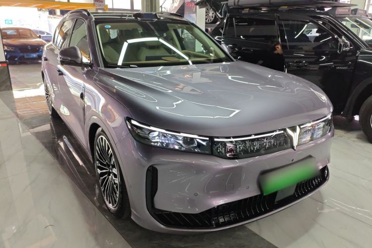 Used VOYAH FREE 2025 Model FREE+ Four-Wheel-Drive Qiankun Edition Front Right 45 Deg