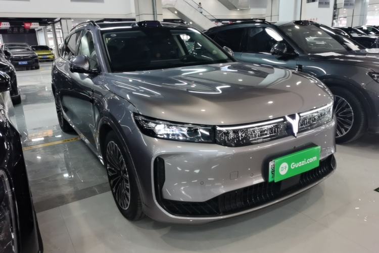 Used VOYAH FREE 2025 Model FREE+ Four-Wheel-Drive Qiankun Edition Front Right 45 Deg