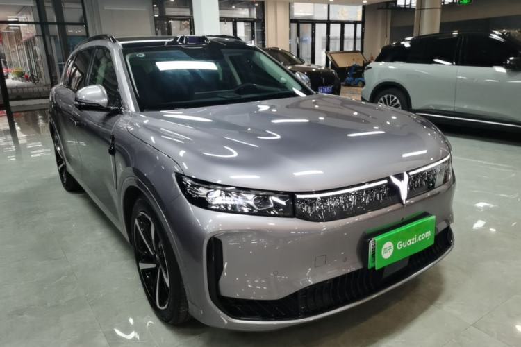 Used VOYAH FREE 2025 Model FREE+ Four-Wheel-Drive Qiankun Edition Front Right 45 Deg