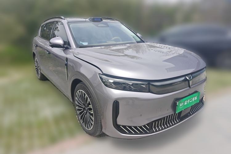 Used VOYAH FREE 2025 Model FREE+ Four-Wheel-Drive Qiankun Edition Front Right 45 Deg