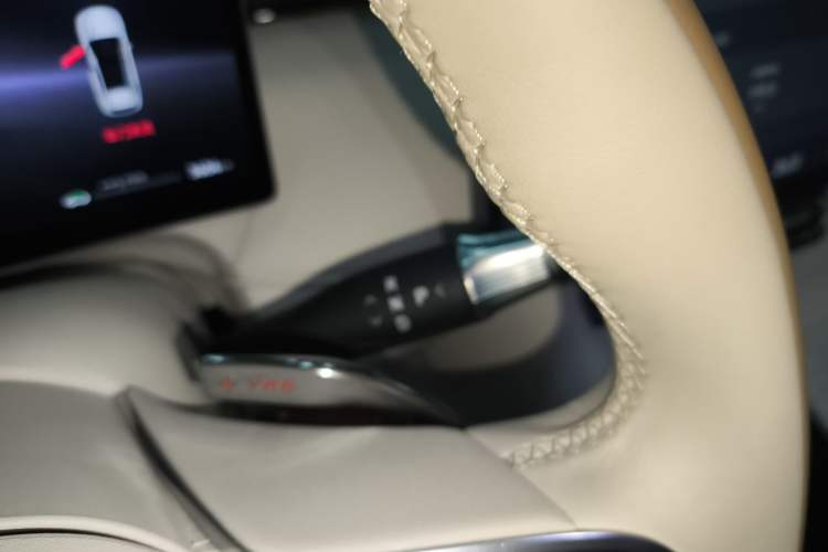 Used VOYAH FREE 2025 Model FREE+ Four-Wheel-Drive Qiankun Edition Gear Lever
