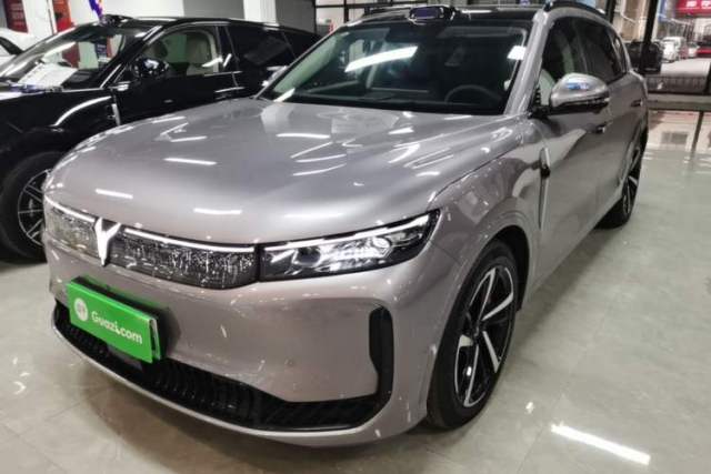 Used VOYAH FREE 2025 Model FREE+ Four-Wheel-Drive Qiankun Edition