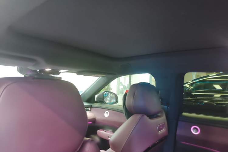 Used VOYAH FREE 2025 Model FREE+ Four-Wheel-Drive Qiankun Edition Headliner